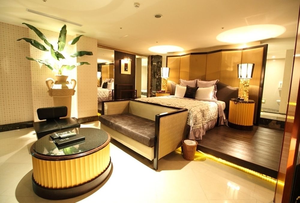 Discovery Motel - Nangang Тайпей Екстериор снимка