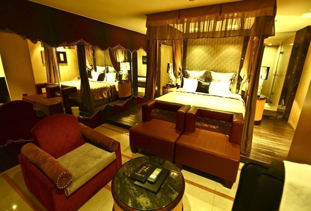 Discovery Motel - Nangang Тайпей Екстериор снимка