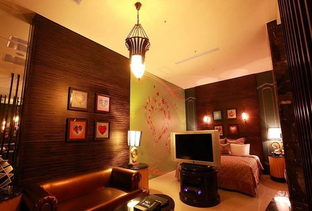 Discovery Motel - Nangang Тайпей Екстериор снимка