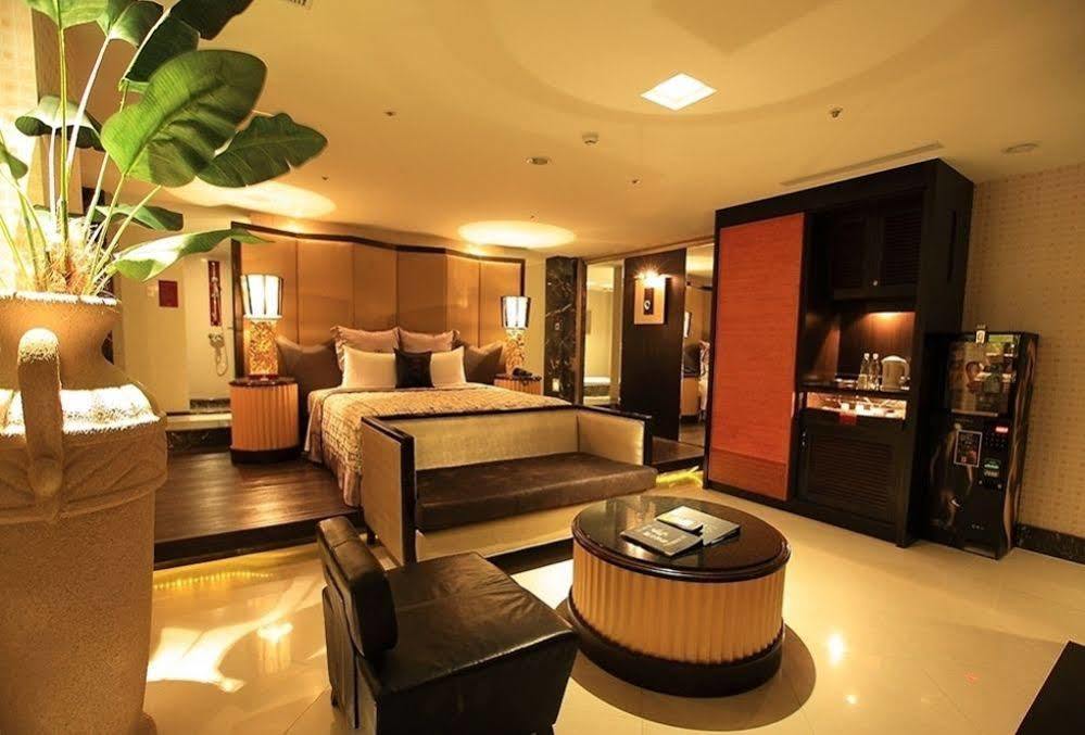 Discovery Motel - Nangang Тайпей Екстериор снимка